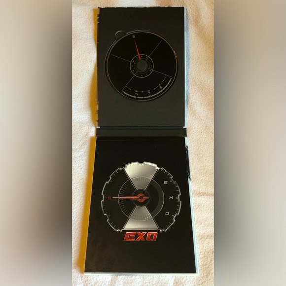 EXO - Don’t Mess Up My Tempo - K-pop book & CD - Picture 5 of 6